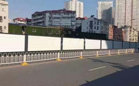 簡易圍擋是否適合用于養蜂場或蠶室的隔離?(養蜂場和蠶室中簡易圍擋的使用效果評估) 簡易圍擋是否適合用于養蜂場或蠶室的隔離?(養蜂場和蠶室中簡易圍擋的使用效果評估)